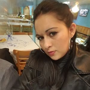 Meet your Posher, Sandra